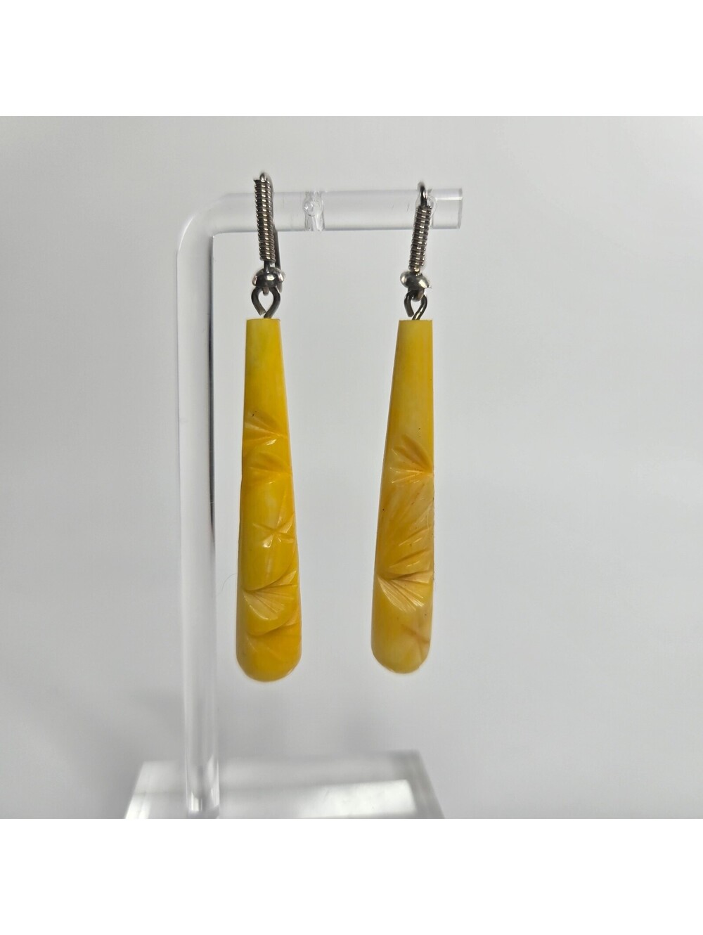 Vintage Butterscotch Bakelite Carved Drop Earrings Boho Dangle Teardrop